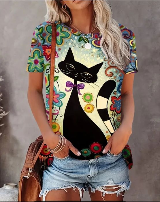 Футболка жіноча. Принт "Кошеня" .