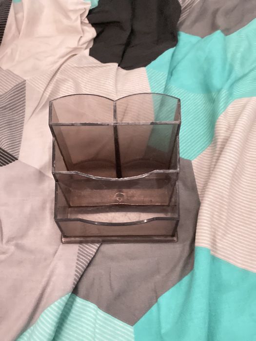 Pojemnik na długopisy