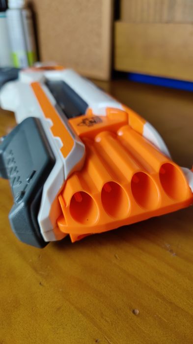 Nerf Elite Rough Cut 2x4