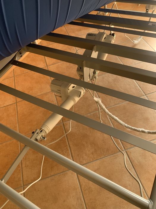 Cama articulada eléctrica