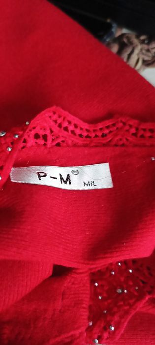 Sweterek damski czerwony
