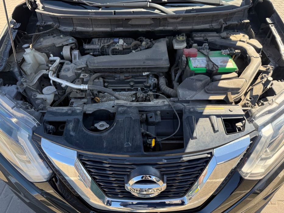 Автомобіль Nissan Rogue