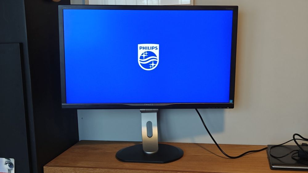 Monitor 32" Philips Brilliance 328B6Q QHD | IPS | Pivot Stan doskonały