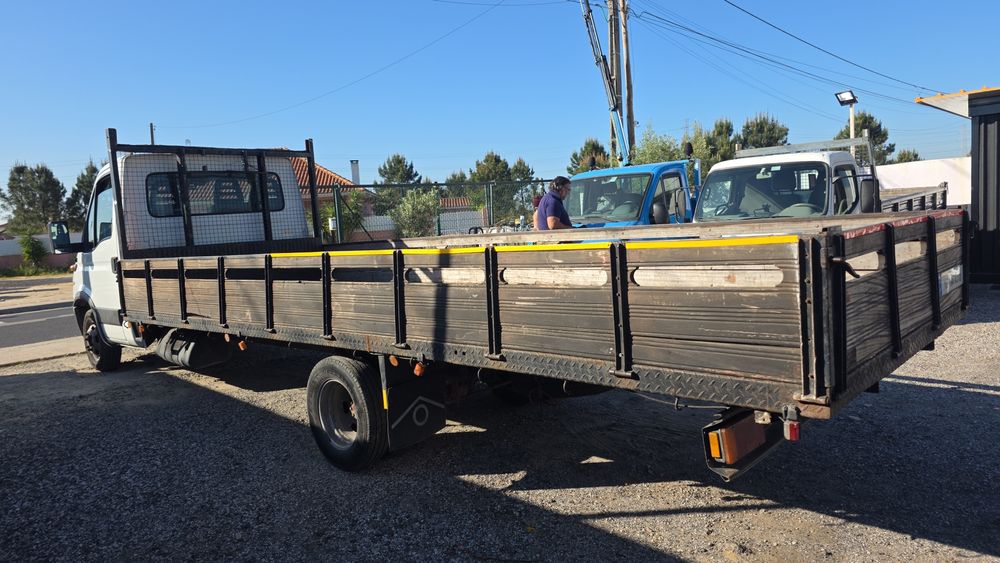Carrinha com Grua, cx aberta, furgao