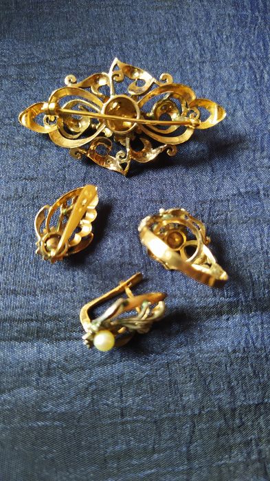 Jóias de prata com ouro