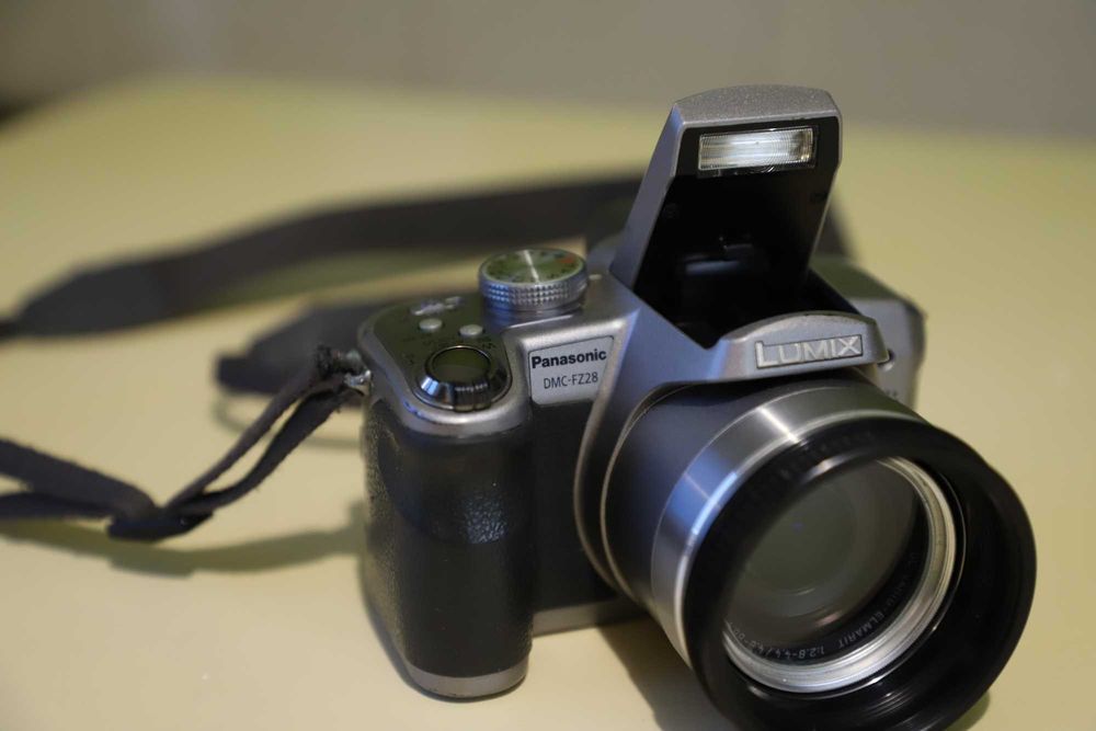 Фотоапарат Panasonic Lumix DMC-FZ28