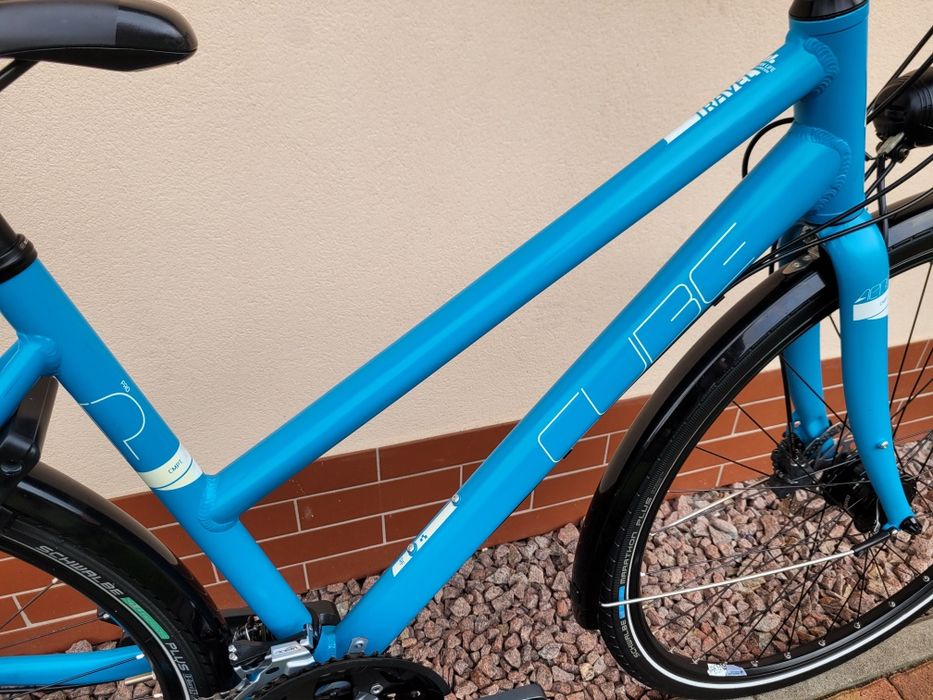 Rower trekkingowy CUBE TRAVEL PRO * tarcze hydraulika * 3x9 * 50 cm