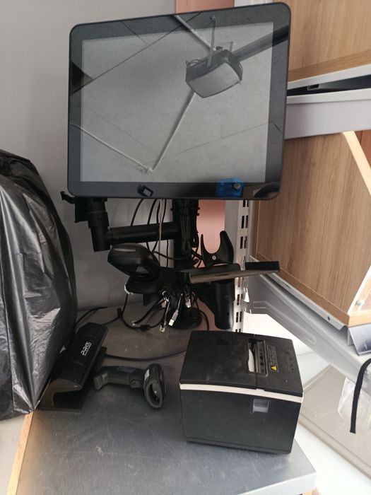 Касове   місце  .