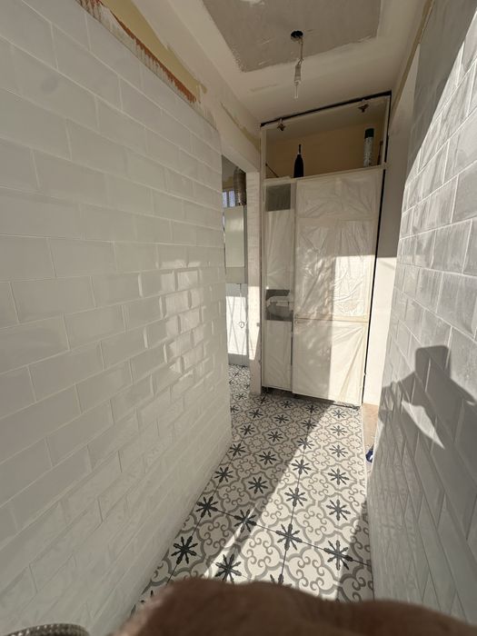 Ceramic Tile Installer471721502321551360