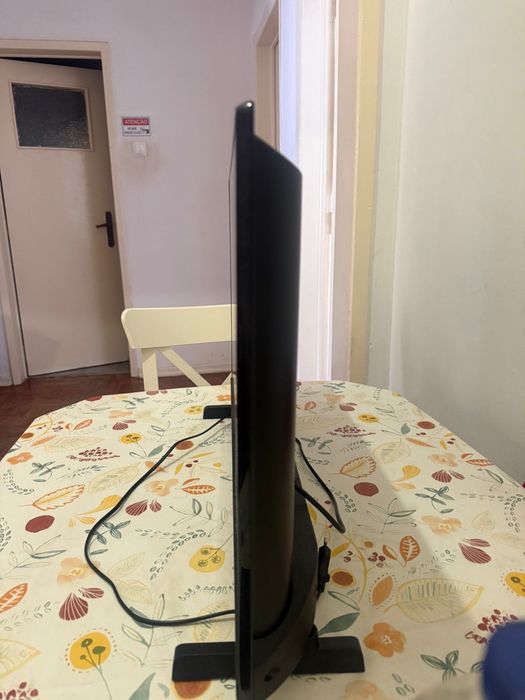 TV Thomson LED 32” Full HD -SMART TV– Excelente Estado