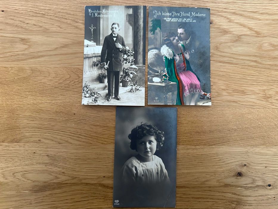 Stare pocztówki okolicznościowe.