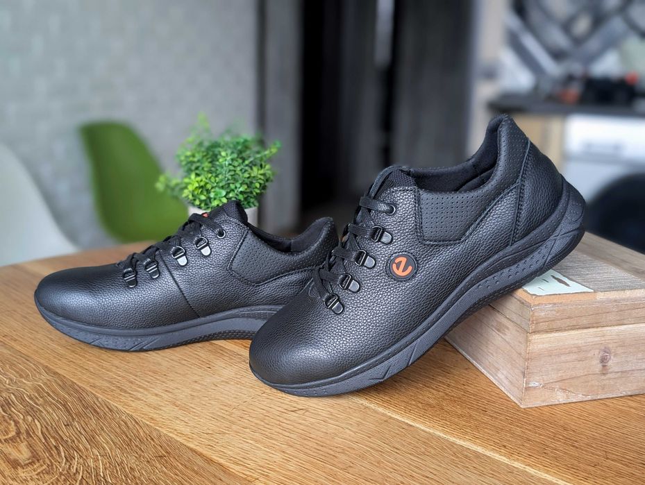 Чоловічі кросівки з натуральної шкіри весна осінь Кроссовки мужские