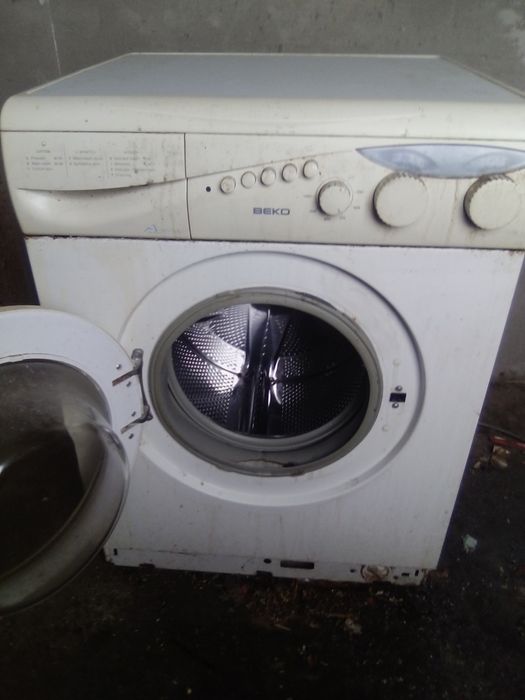 Продам стиральную машинку бу.
