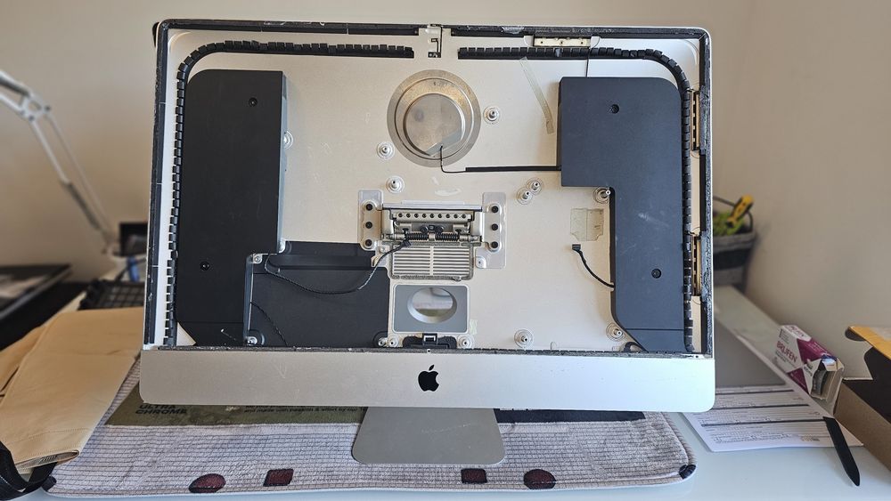 Carcassa e ecrã iMac 27, 5k retina 2015