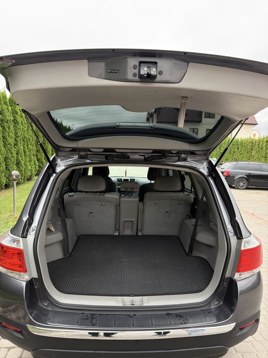 Toyota  Highlander