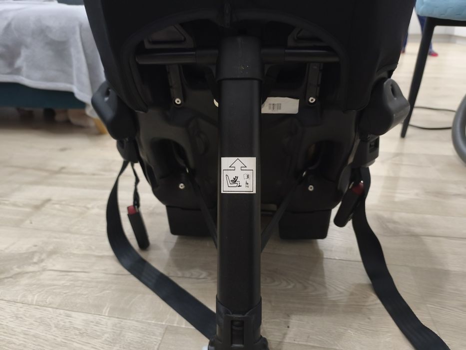 Fotelik Axkid Minikid 9-25 kg