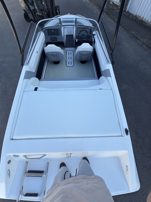 Barco manta ray 6.15m 4.3 V6