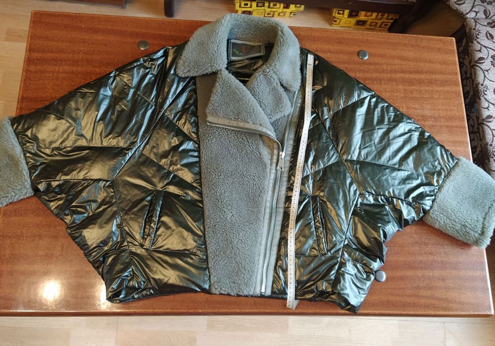 Куртка, р. 42, демісезонна балонова