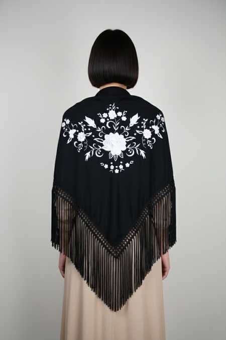 Xaile Bordado à Máquina (tipo Sevilhana)