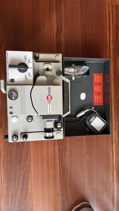 Maquina de Projetar, filmar e visualizar Super 8