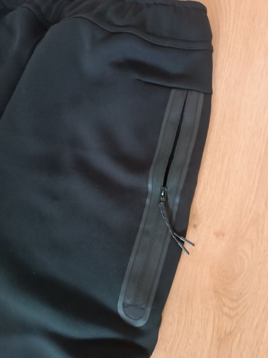Nike Tech Fleece