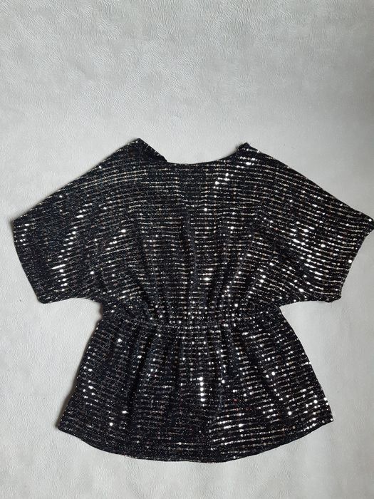 блуза  з блискітками розмір 12/40