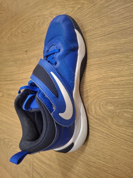 Кросівки баскетбольні Nike Team Hustle D 11