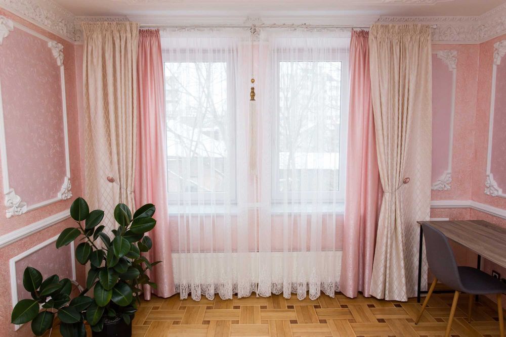 Центр. Вул. Липова. З кімнати. Звітні документи. Квартира подобово