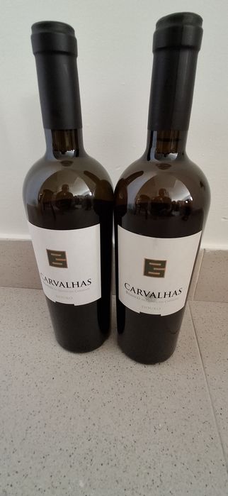 2  Carvalhas Tinto e 2 Carvalhas Branco