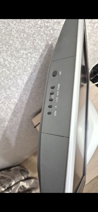 Телевізор Panasonic LCD 20'