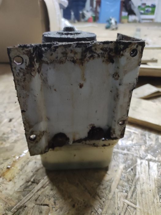 Pompa trymu powertrimm Volvo penta