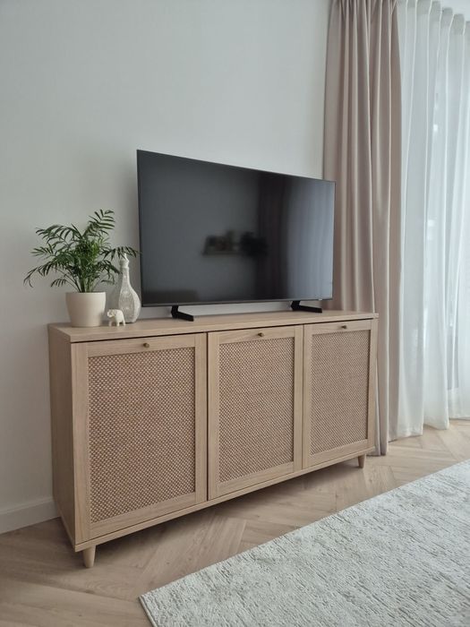 Jak nowa! Piękna komoda Calasetta. 150x90x41. Kolor dąb naturalny