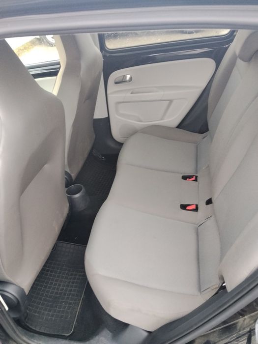 Автомобіль VOLKSWAGEN  e-up