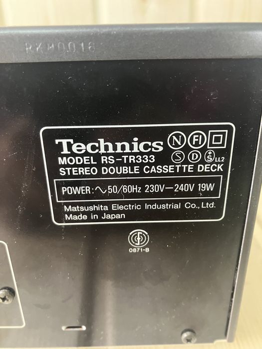 Magnetofon Technics RS-TR333, działa, świetna baza do odnowy