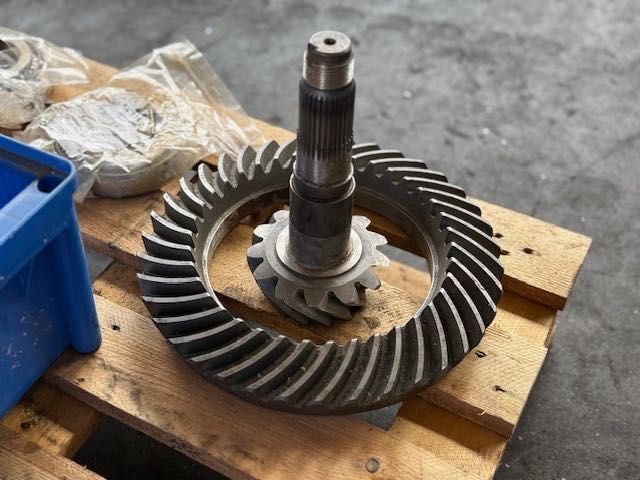 atak talerz 13/38 komplet nowy