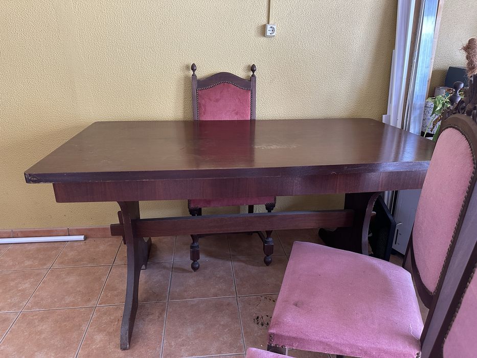 Mesa madeira maciça 160X 0,90 X 0,80 + 3 cadeiras