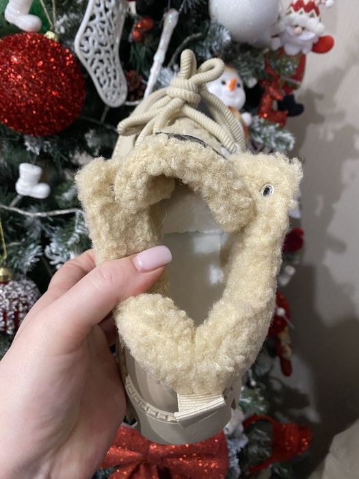 Женская зимняя обувь