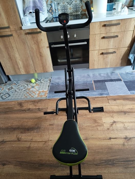 Passadeira de exercícios e bicicleta estática