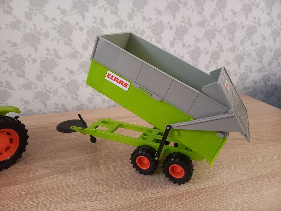 Трактор з причепом Claas від Dickie Toys