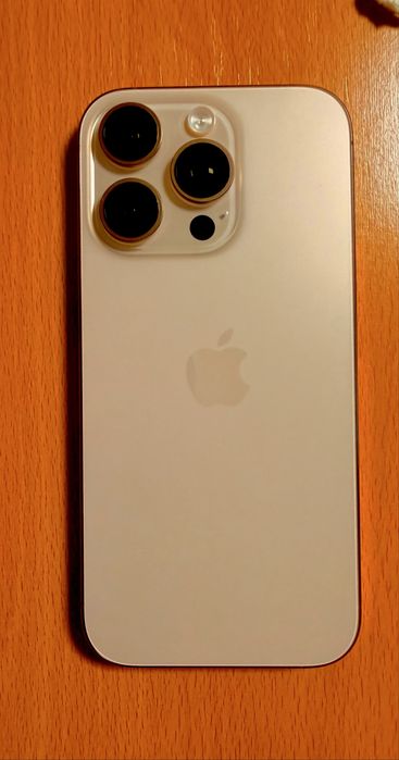 Iphone 16 Pro - Desert Titanium - 256GB
