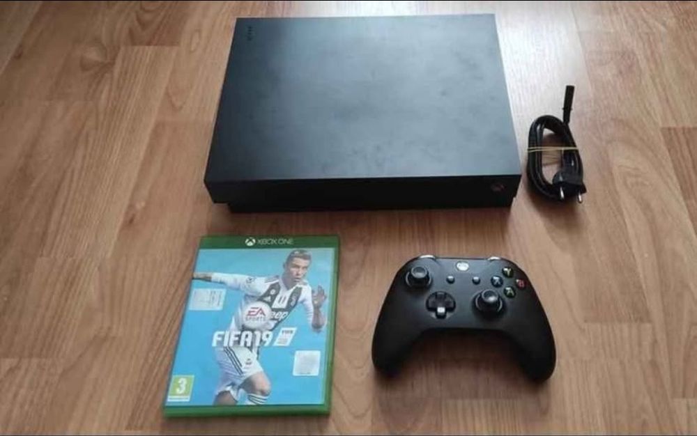 Xbox One c/jogo e Comando