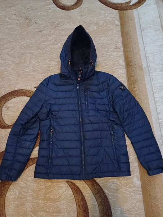 Чоловіча  Куртка в Хорошому стані