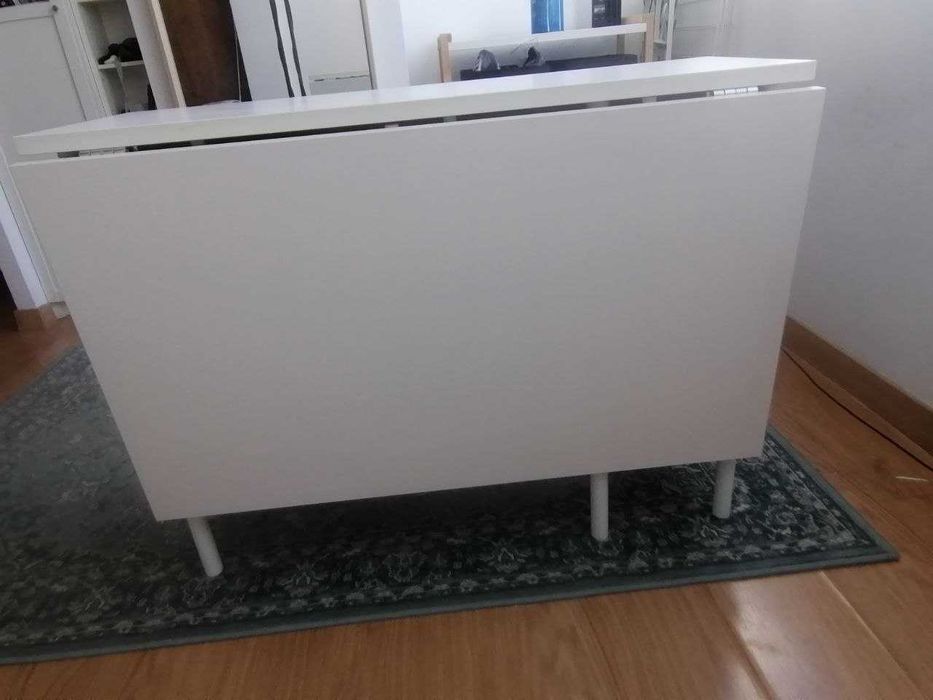 Mesa Ikea Kallhäll + 2 cadeiras Frösvi