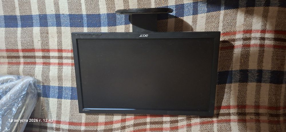 LCD Монітор acer v193hq 60hz 19 дюймів.