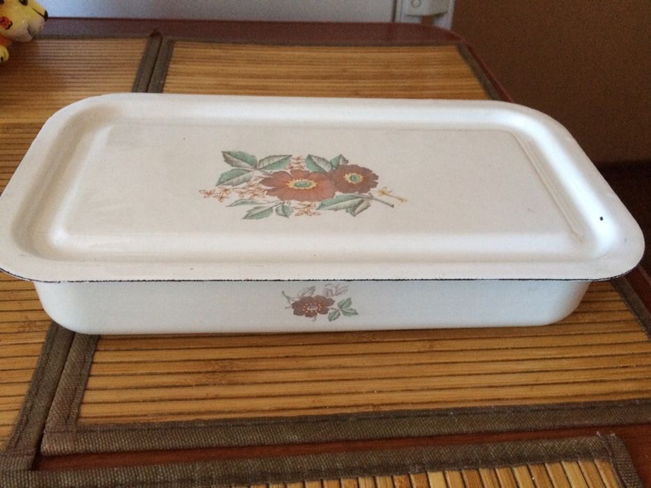 Лоток эмалированный