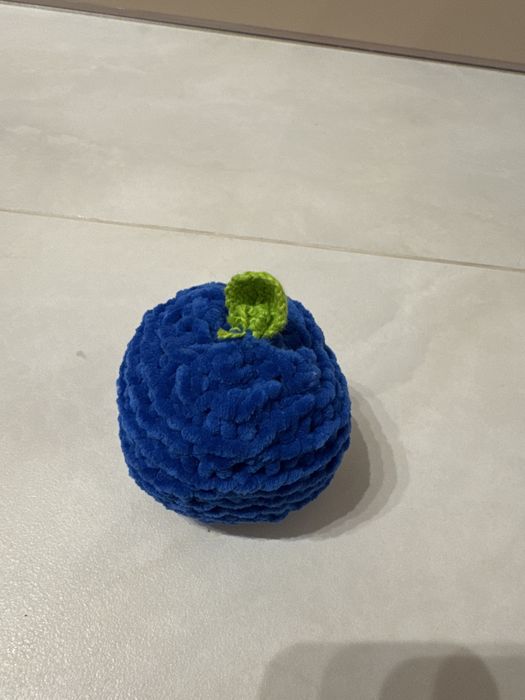 Borówka robiona na szydelku