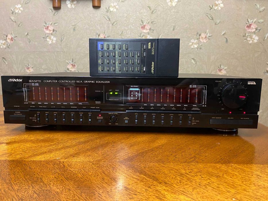 Еквалайзер Victor (бренд JVC) SEA-M770