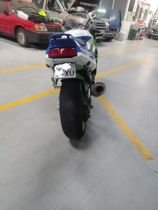 Kawasaki ZXR 750