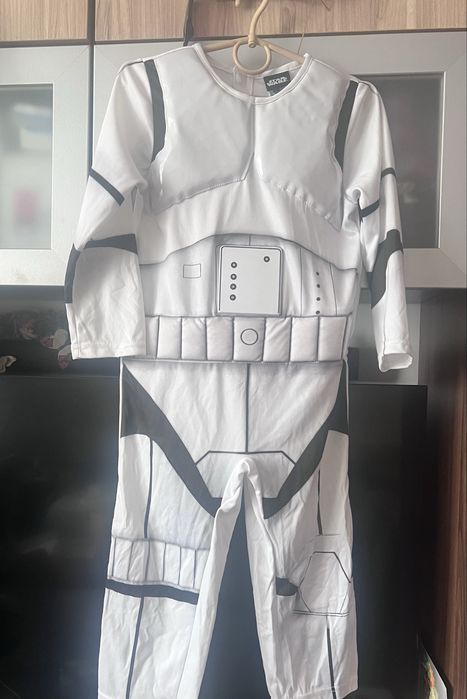 Костюми на Хелловін або інші костюмовані вечірки