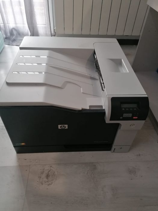 HP Color LaserJet CP5225n